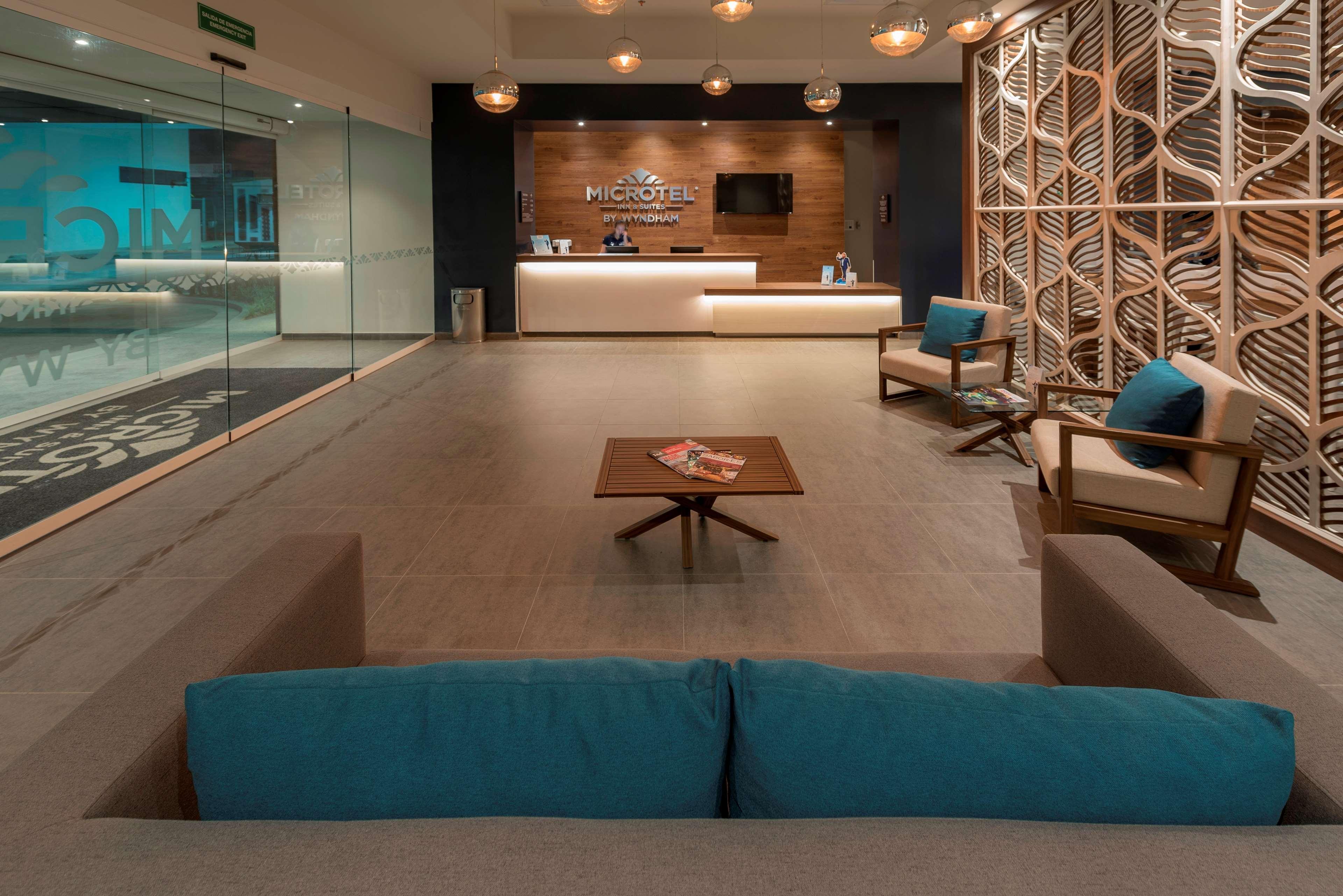Microtel Inn & Suites By Wyndham Σαν Λουίς Ποτοσί Εξωτερικό φωτογραφία