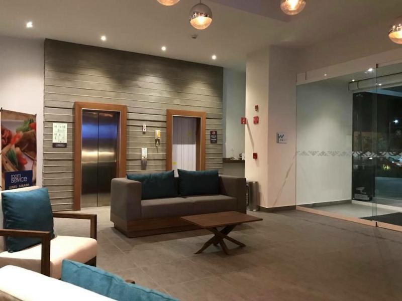 Microtel Inn & Suites By Wyndham Σαν Λουίς Ποτοσί Εξωτερικό φωτογραφία