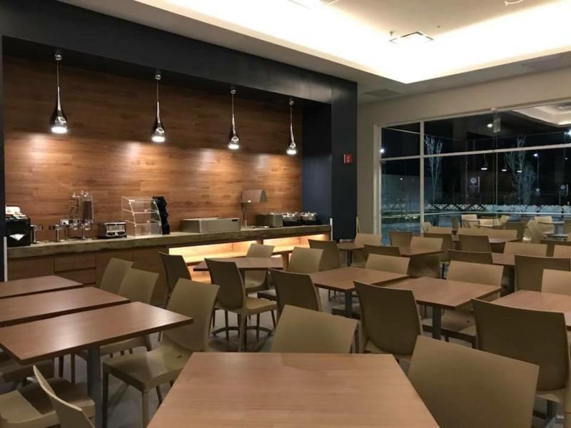 Microtel Inn & Suites By Wyndham Σαν Λουίς Ποτοσί Εξωτερικό φωτογραφία